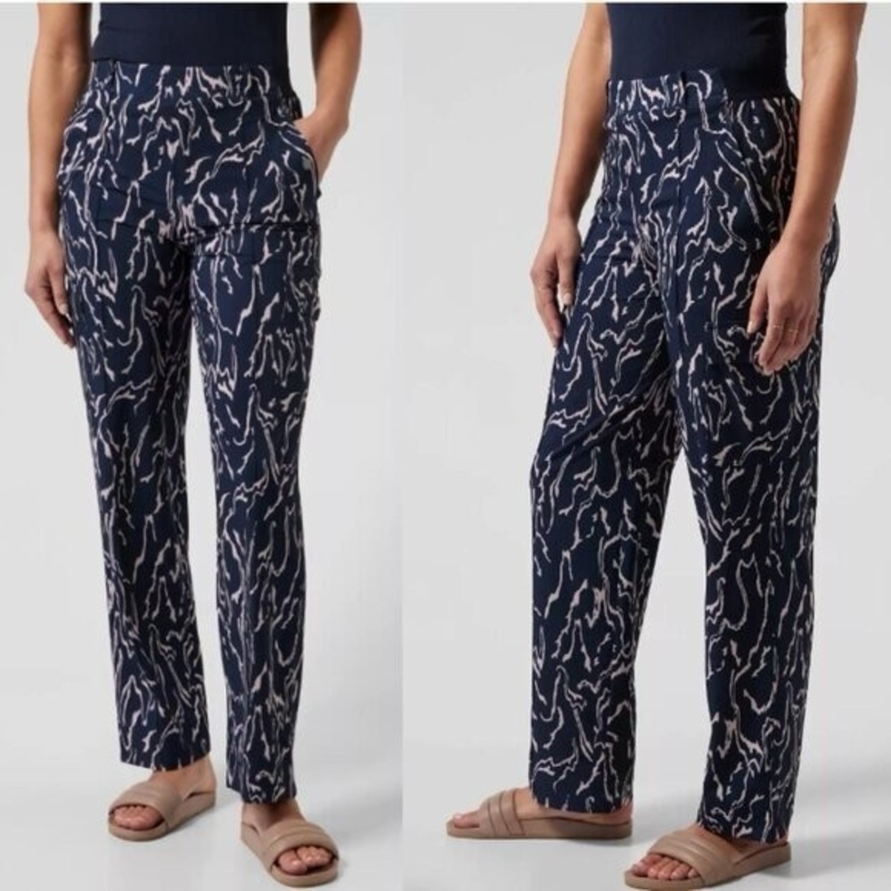 ATHLETA Vienna Cargo Pant Navy Orchid Pink Print Size 10/T